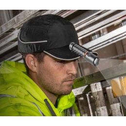 Lampe torche - Compacte - Etanche IPX6 - Jusqu'à 2000 lm - Rechargeable