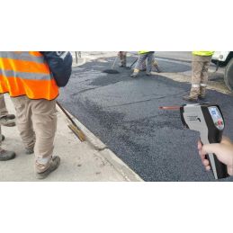 Thermomètre digital - Infrarouge - Laser simple / Thermomètre / Hygromètre / Psychromètre